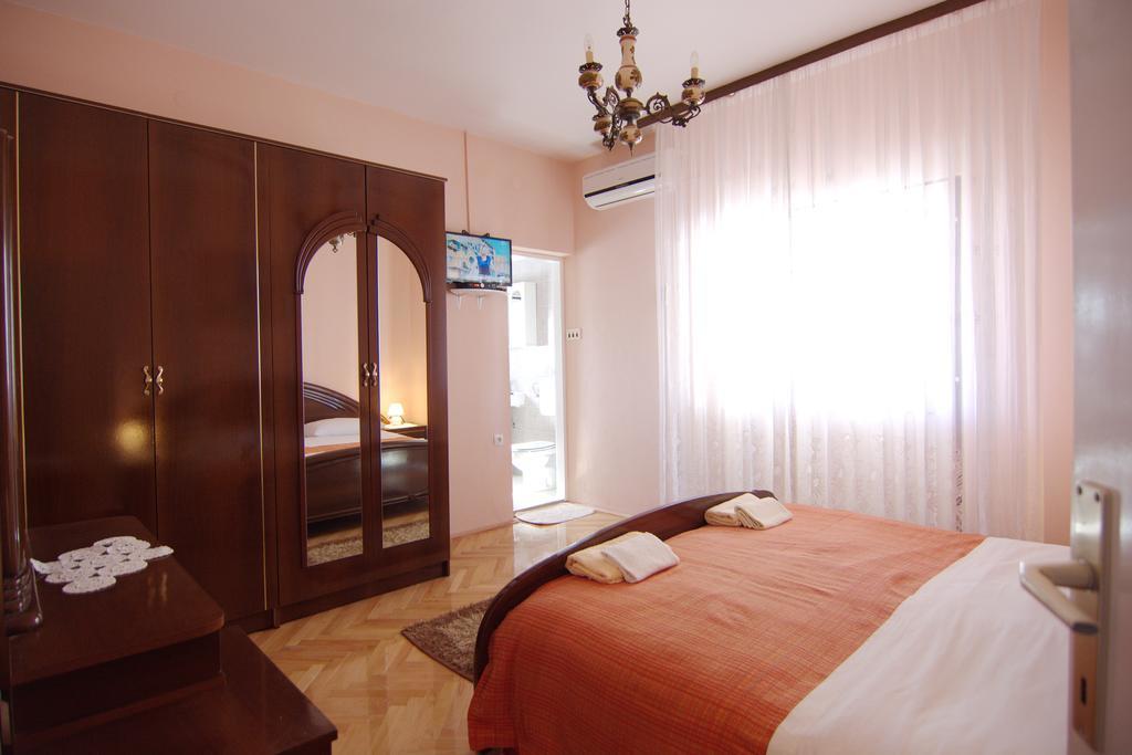 Apartment And Rooms Toka Задар Екстериор снимка