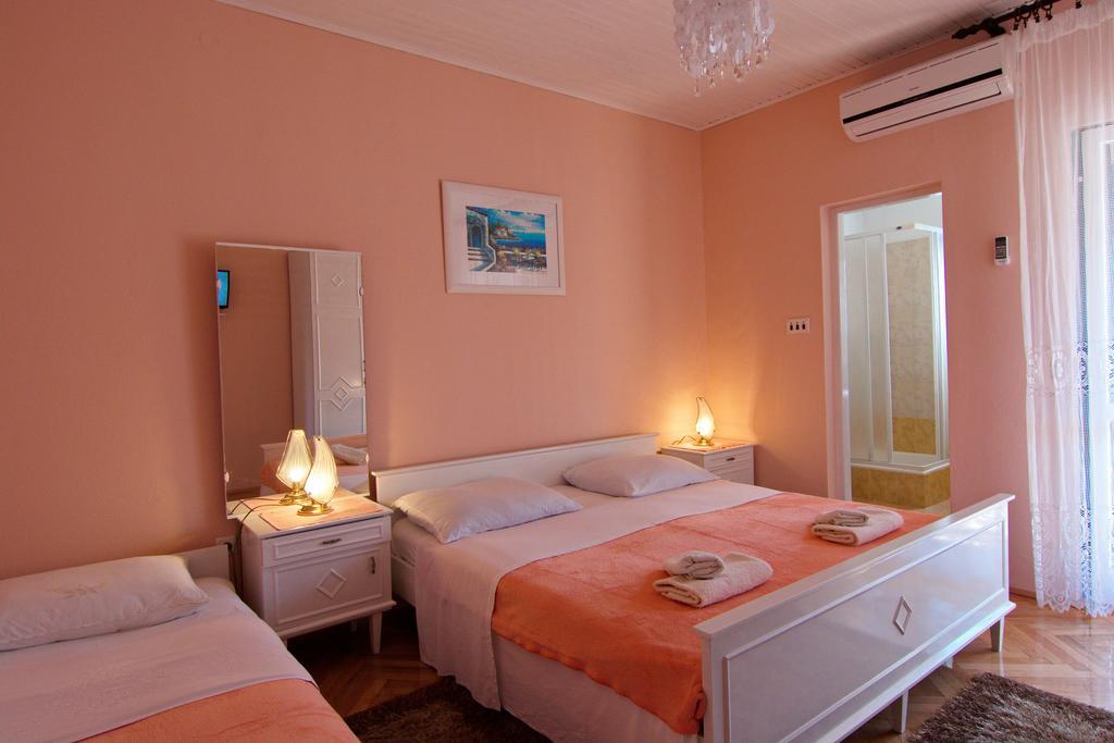 Apartment And Rooms Toka Задар Екстериор снимка